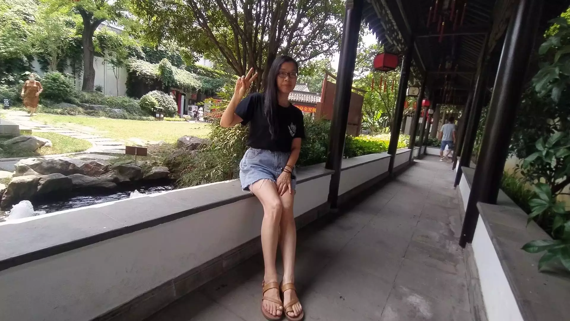 成由勤俭败由奢,现在怎样才能发扬中华民族勤俭持家的优良传统?