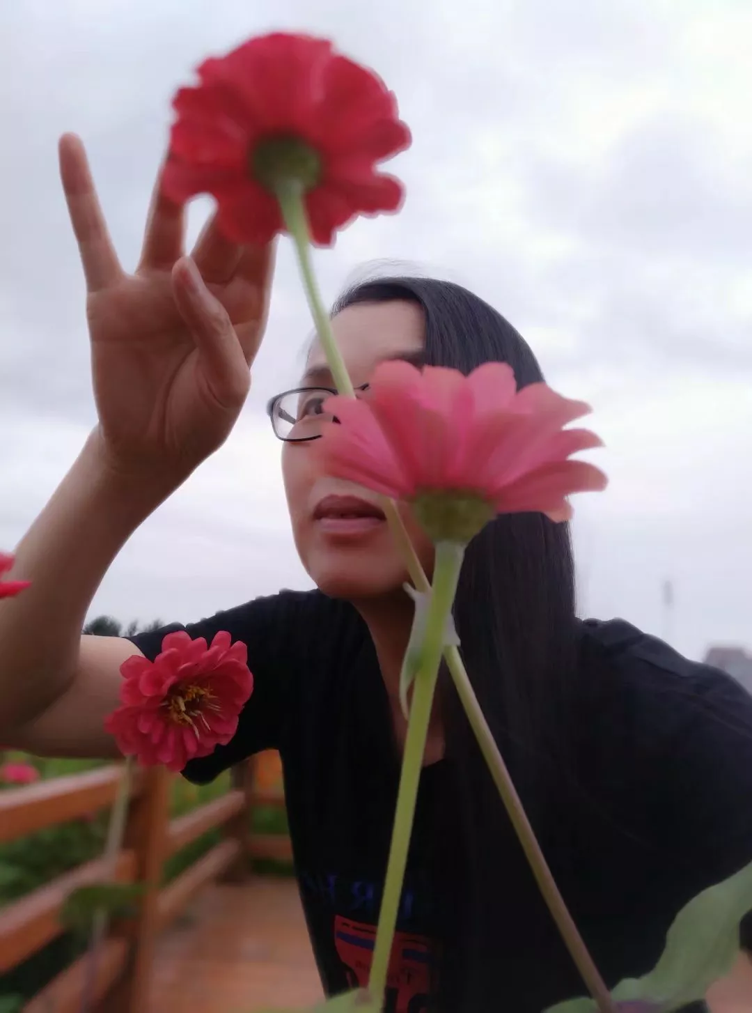 成由勤俭败由奢,现在怎样才能发扬中华民族勤俭持家的优良传统?