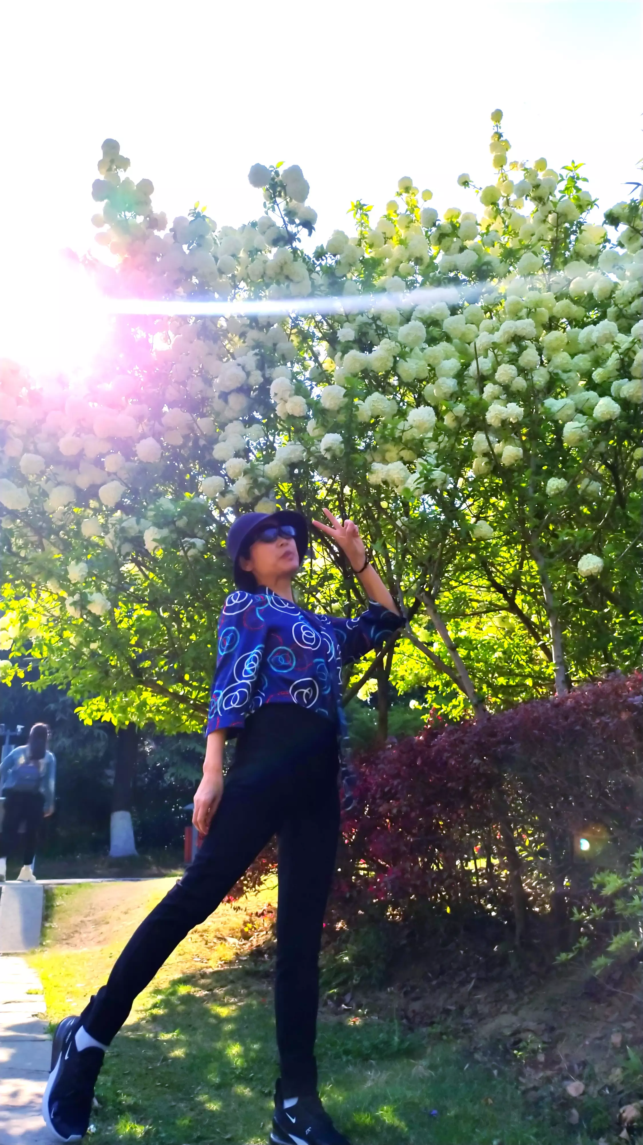 成由勤俭败由奢，现在怎样才能发扬中华民族勤俭持家的优良传统？