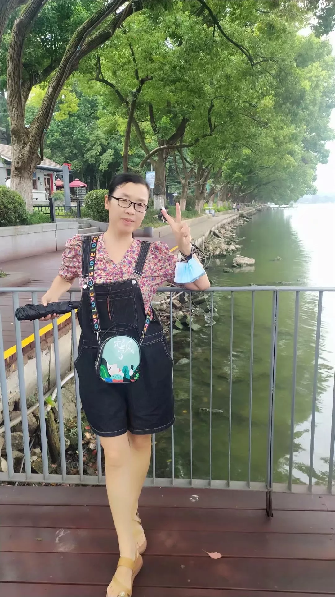 成由勤俭败由奢,现在怎样才能发扬中华民族勤俭持家的优良传统?