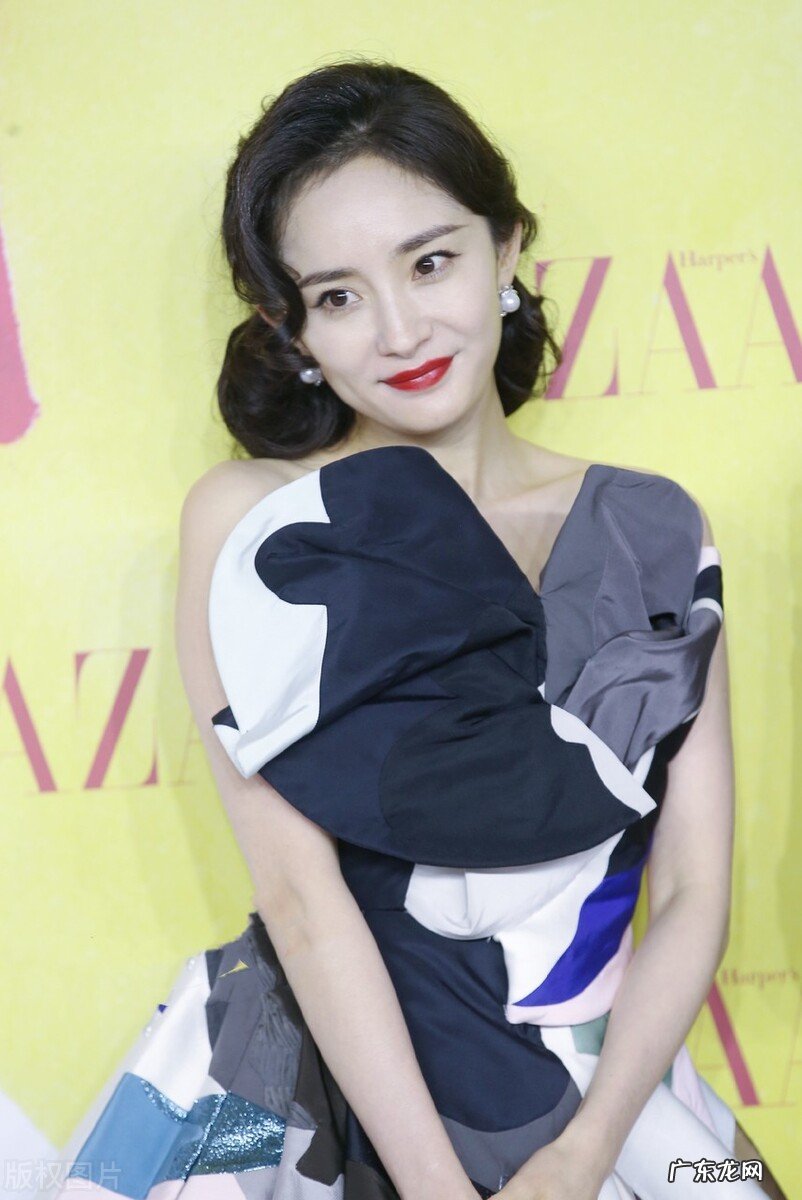 大家好,你们喜欢什么明星,为什么?我喜欢杨紫、杨幂、迪丽热巴?