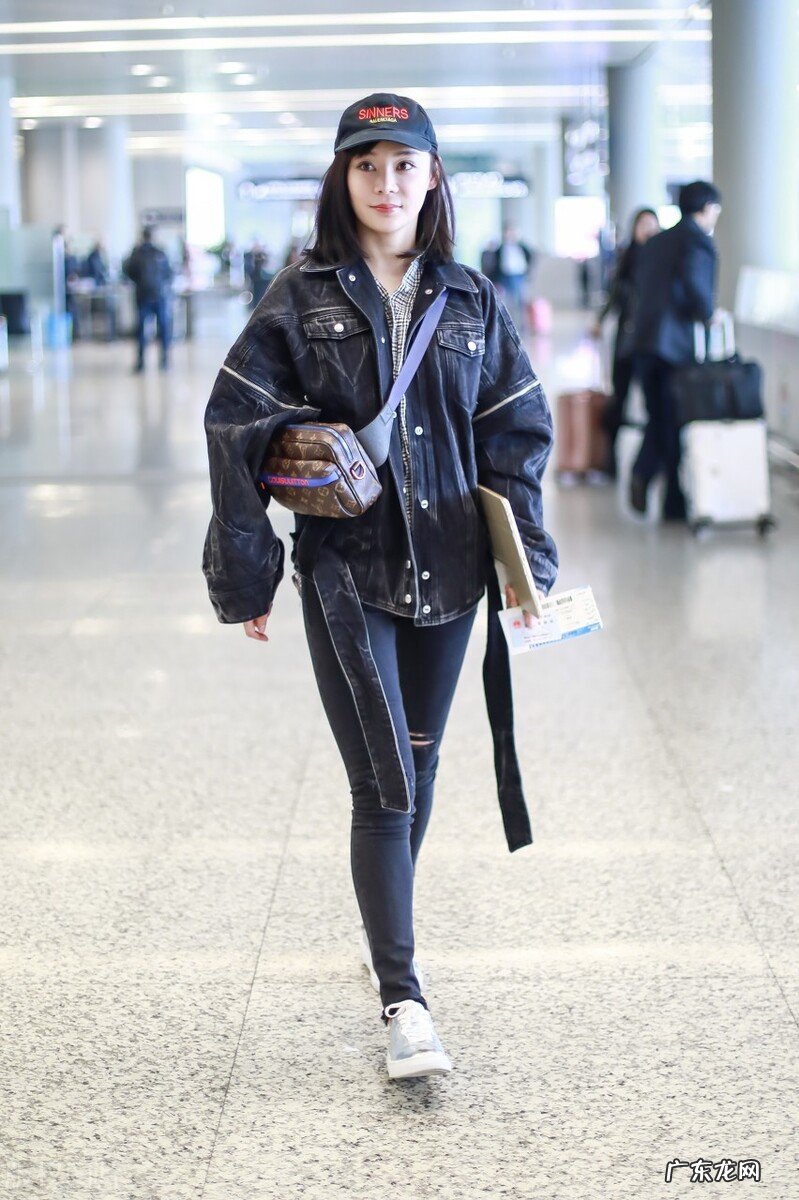 大家好,你们喜欢什么明星,为什么?我喜欢杨紫、杨幂、迪丽热巴?