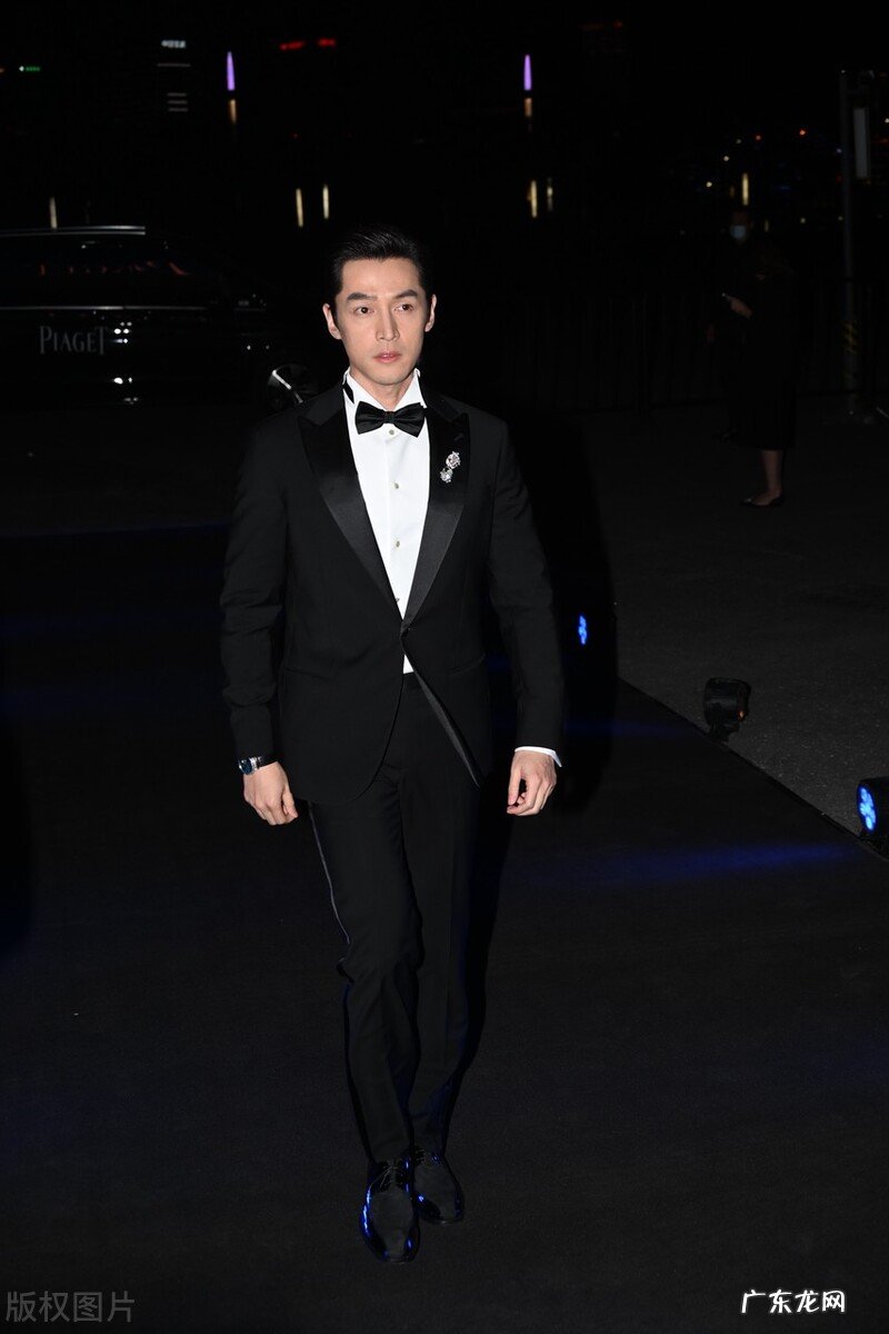 大家好,你们喜欢什么明星,为什么?我喜欢杨紫、杨幂、迪丽热巴?