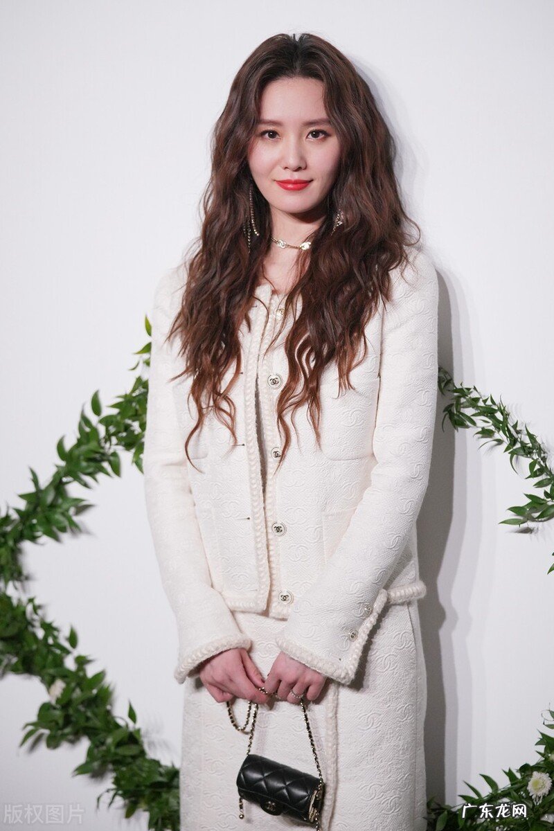 大家好,你们喜欢什么明星,为什么?我喜欢杨紫、杨幂、迪丽热巴?