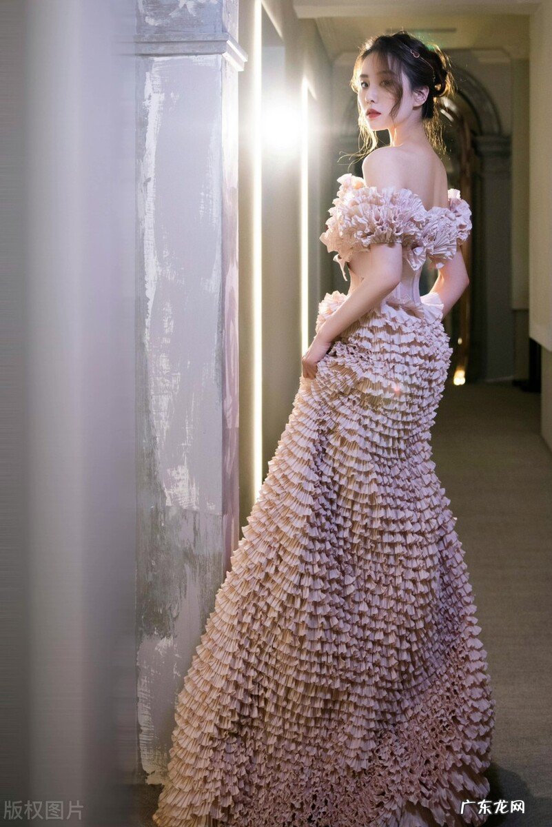 大家好,你们喜欢什么明星,为什么?我喜欢杨紫、杨幂、迪丽热巴?