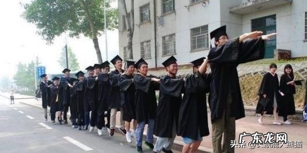 毕业创意照片，毕业留念：[3]集体拍照？