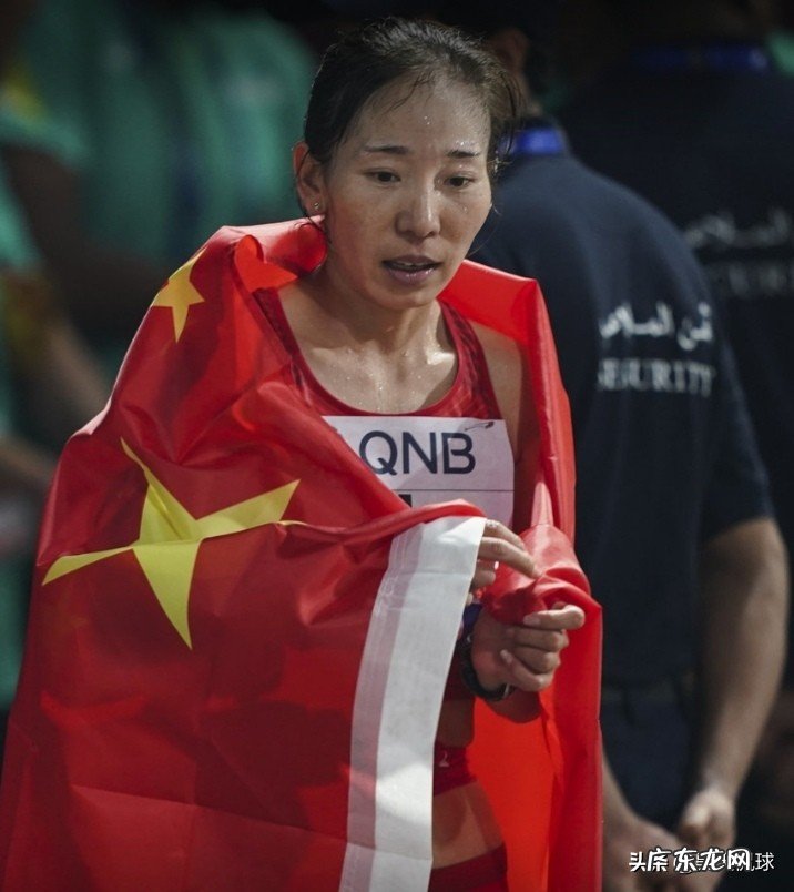 梁瑞女子50公里竞走夺得田径世锦赛中国队首金,她冲刺时已是凌晨4点,这是怎么回事?