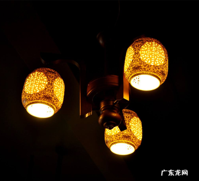 卧室两个灯怎么搭配 一个房间2个灯风水如何看