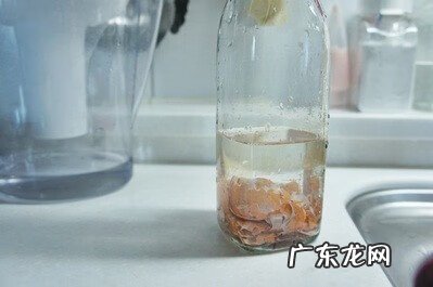 请问鸡蛋壳有什么用处 鸡蛋壳有什么用处呢