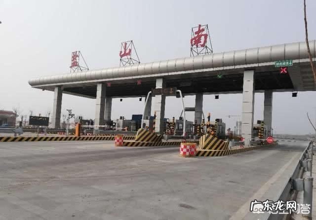 如何评价男子高速掉头逆行?