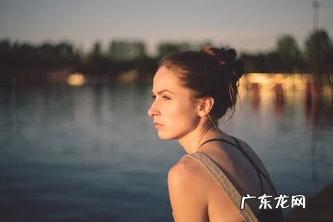 释放的意思三处 释放的英文