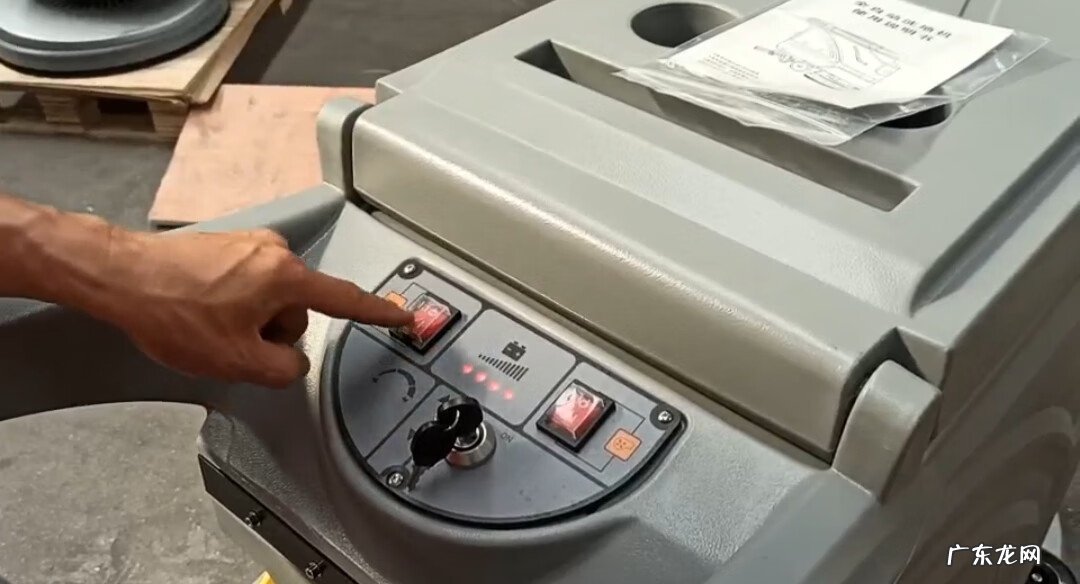 保洁车 清洁推车安装