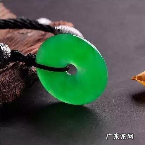 翡翠五行属性 翡翠和风水五行的关系是什么