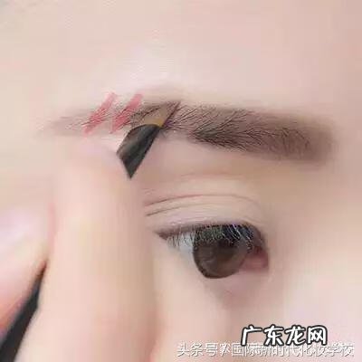 韩国女生妆容 韩国妆容教程