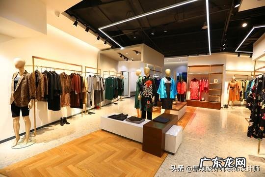现在服装店流行什么装修 个性服装店装修设计