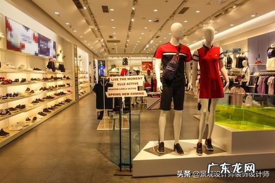 现在服装店流行什么装修 个性服装店装修设计