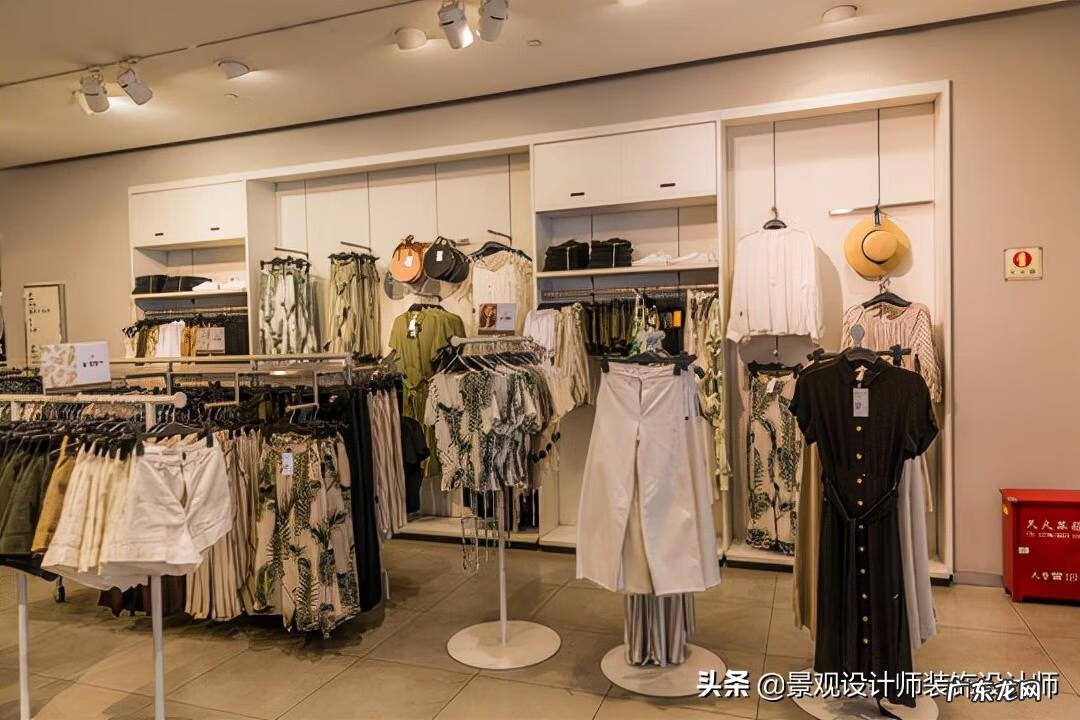 现在服装店流行什么装修 个性服装店装修设计
