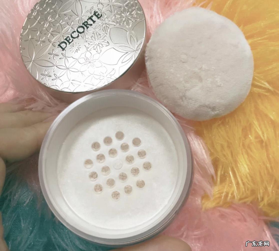 散粉中的5个扛把子 纪梵希四宫格散粉好用吗,纪梵希四宫格散粉哪个色号好用皮肤