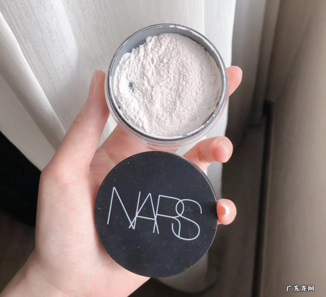 散粉中的5个扛把子 纪梵希四宫格散粉好用吗,纪梵希四宫格散粉哪个色号好用皮肤