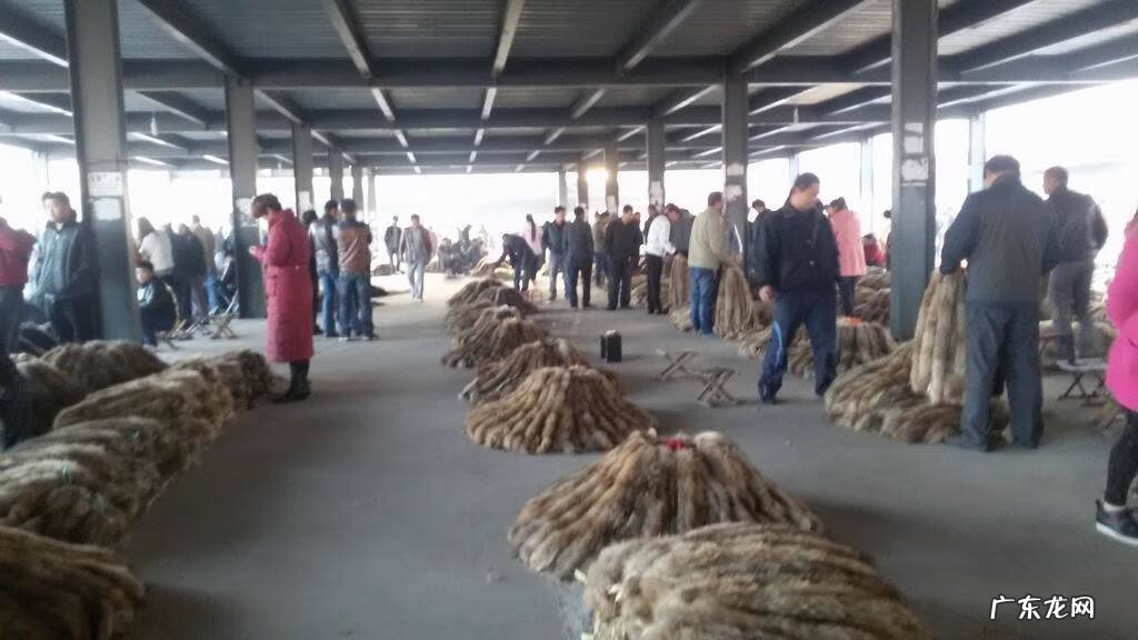 皮草衣服怎么洗在家里 皮草怎么洗?