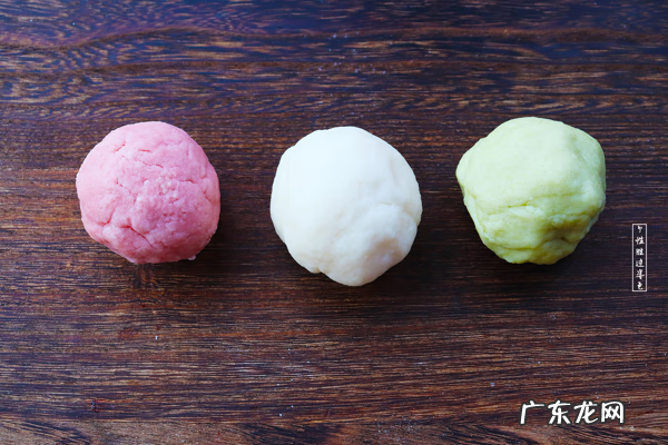 冰皮月饼的配方与制作方法 冰皮月饼的做法及配方窍门