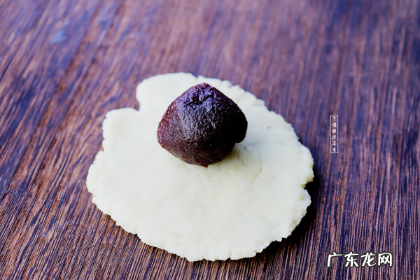 冰皮月饼的配方与制作方法 冰皮月饼的做法及配方窍门