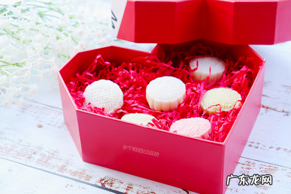 冰皮月饼的配方与制作方法 冰皮月饼的做法及配方窍门