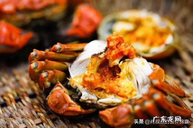 煮螃蟹是热水下锅还是冷水下锅?