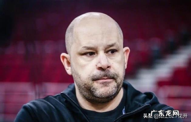 本赛季北京首钢男篮战绩不佳，球队会换主教练吗？为什么？