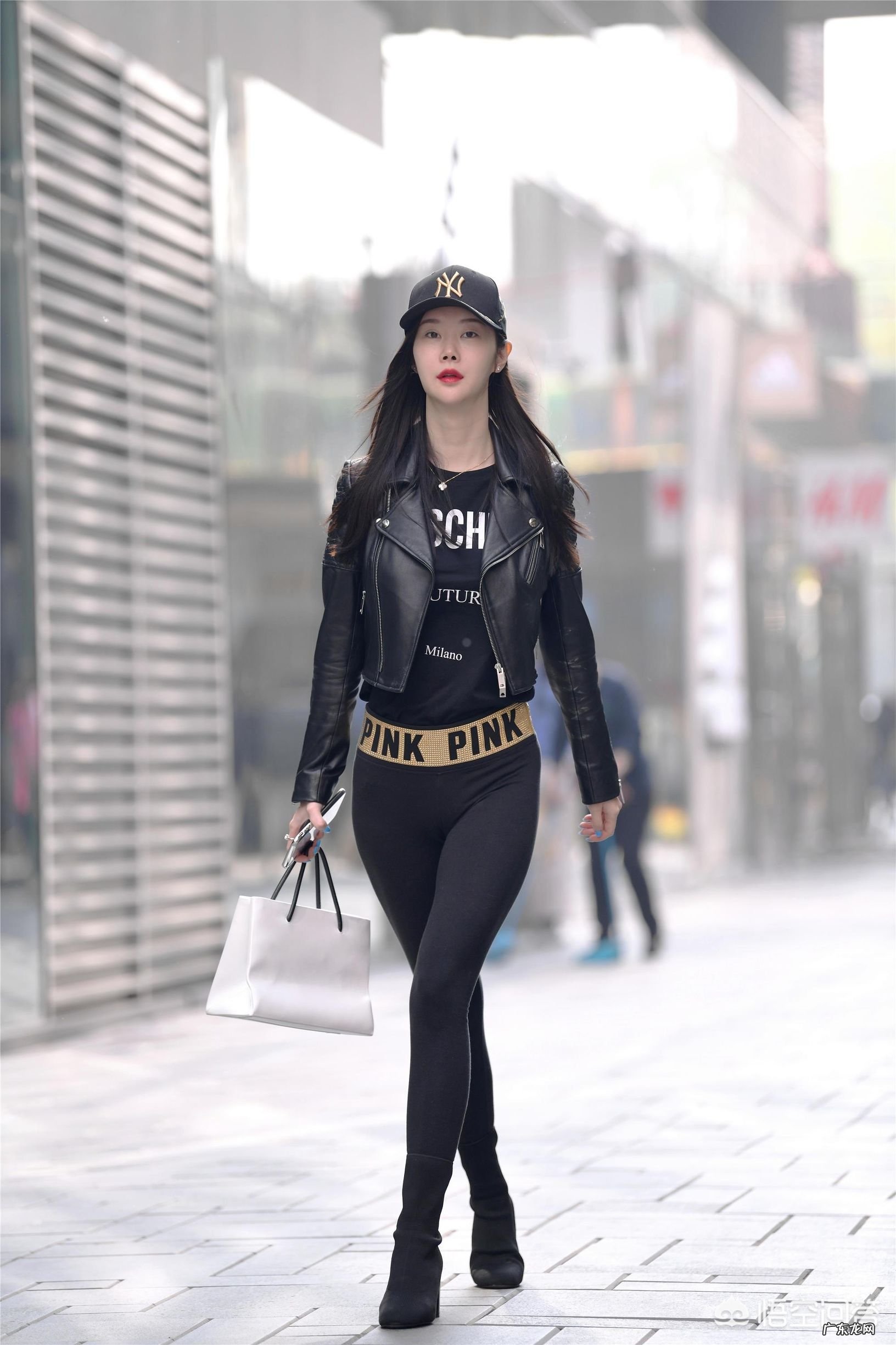 如何通过服装搭配技巧让自己变得更加有气场？