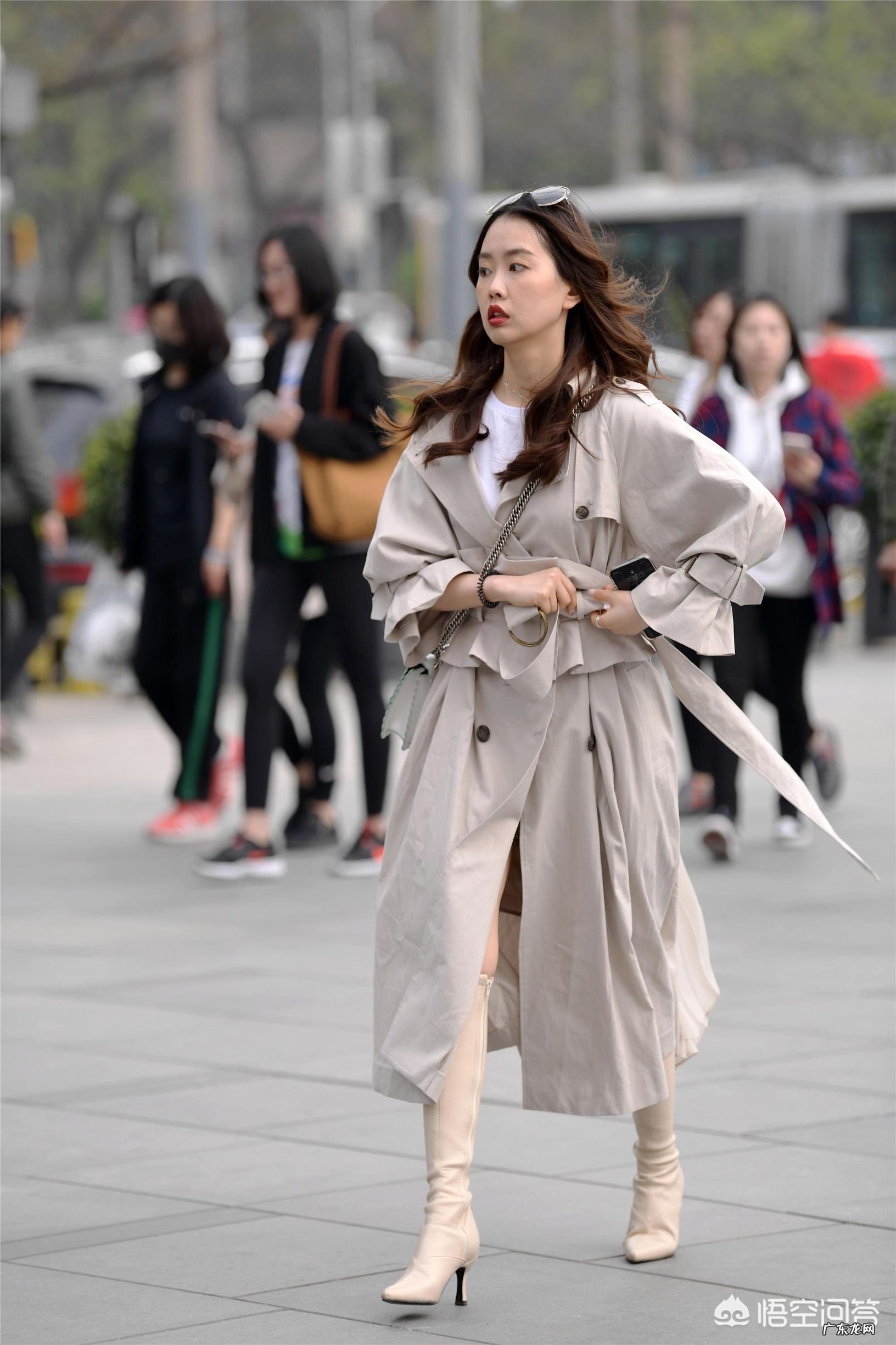 如何通过服装搭配技巧让自己变得更加有气场?