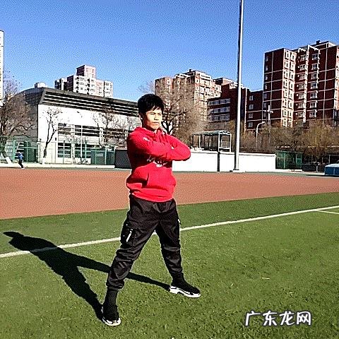 深蹲和蹲马步哪个更有利于瘦腿？