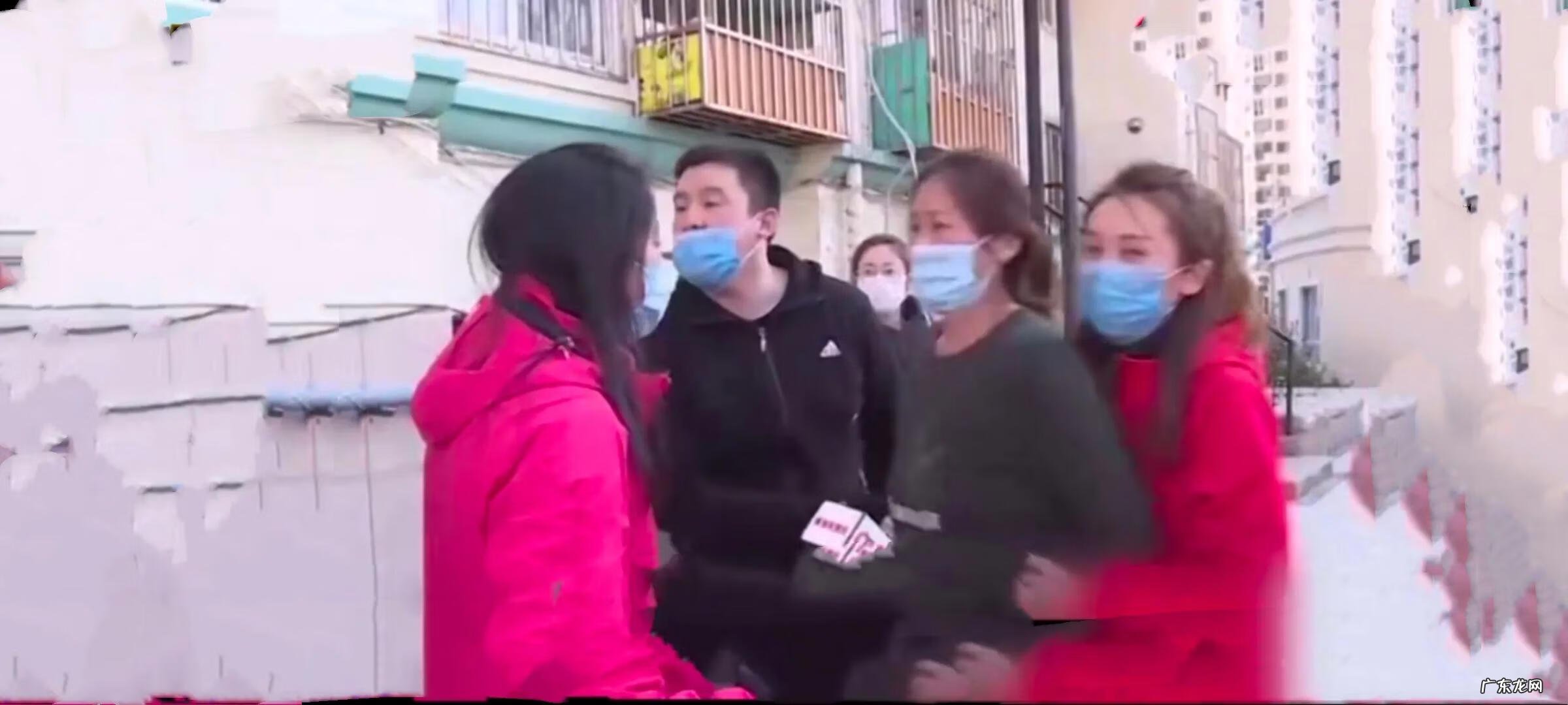 两户人家窗户对窗户 两家窗对窗风水化解