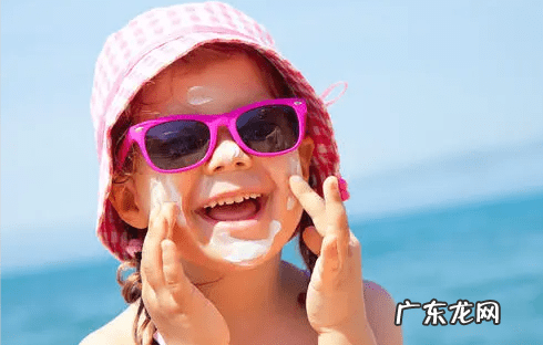 人在紫外线灯下多久有害 紫外线灯的使用及注意事项