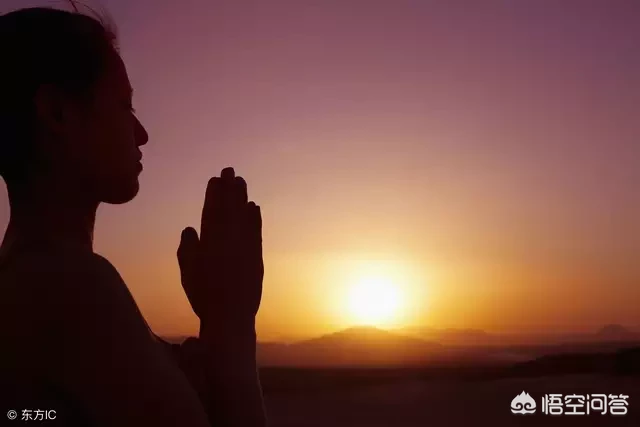 爱上一个不该爱的男人，情商高的女人会怎样做？