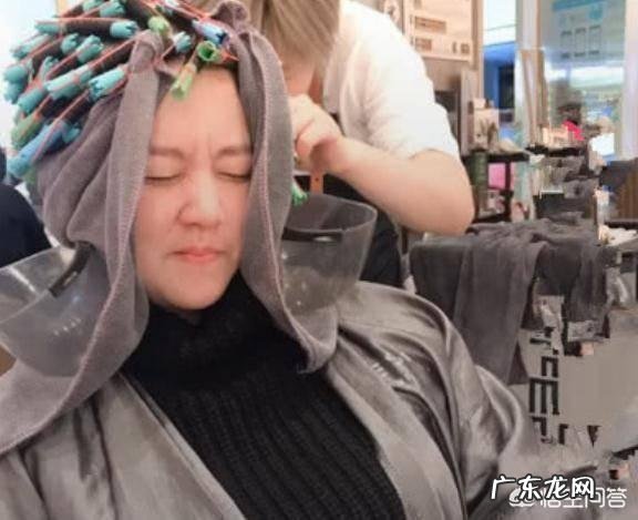 有哪些适合老年人留的长发发型?