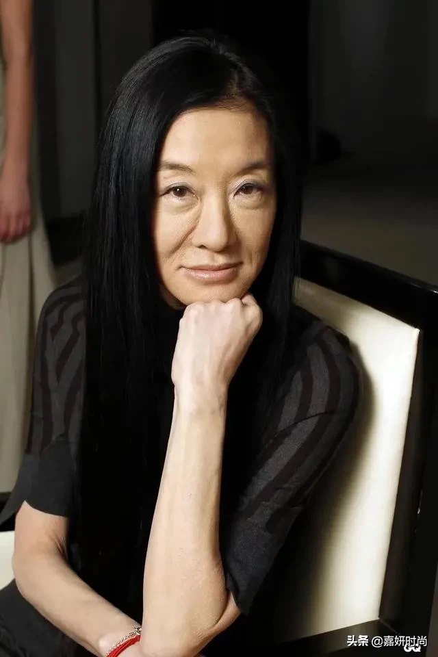 有哪些适合老年人留的长发发型?