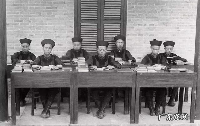 窃火者比喻 盗火者是什么意思