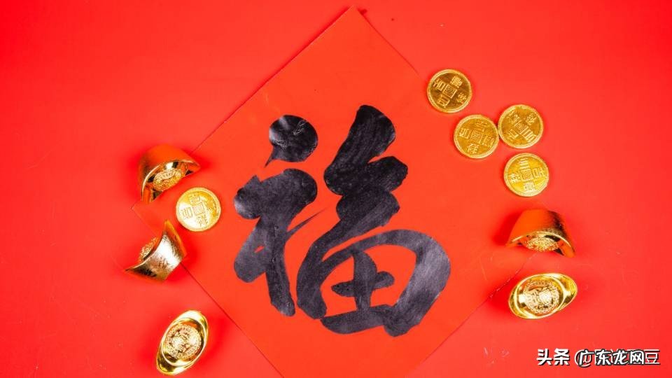 有哪些简单易唱、适合在元旦晚会表演的歌曲推荐？