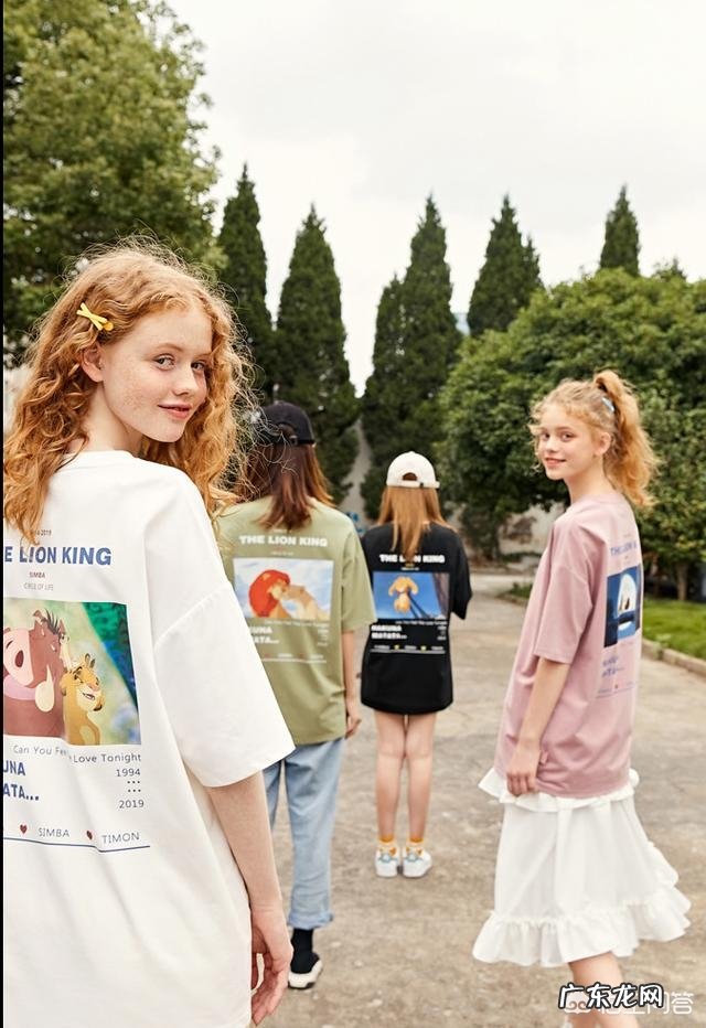 最近对卡通图案的T恤狂长草，有哪些好看有趣又时尚的卡通T恤推荐？