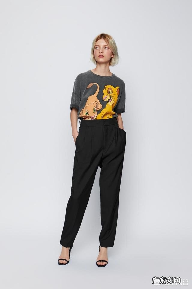 最近对卡通图案的T恤狂长草，有哪些好看有趣又时尚的卡通T恤推荐？