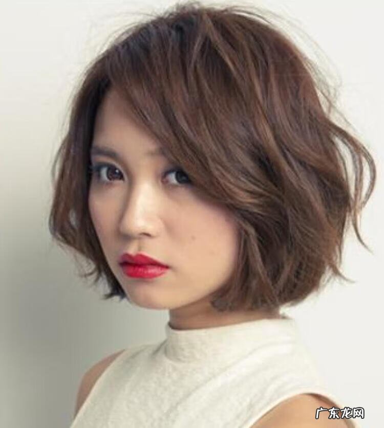 45岁圆脸发型女 圆脸女生适合的发型图片