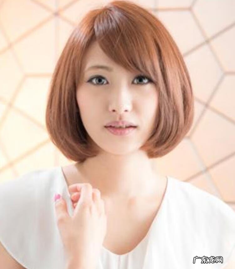 45岁圆脸发型女 圆脸女生适合的发型图片