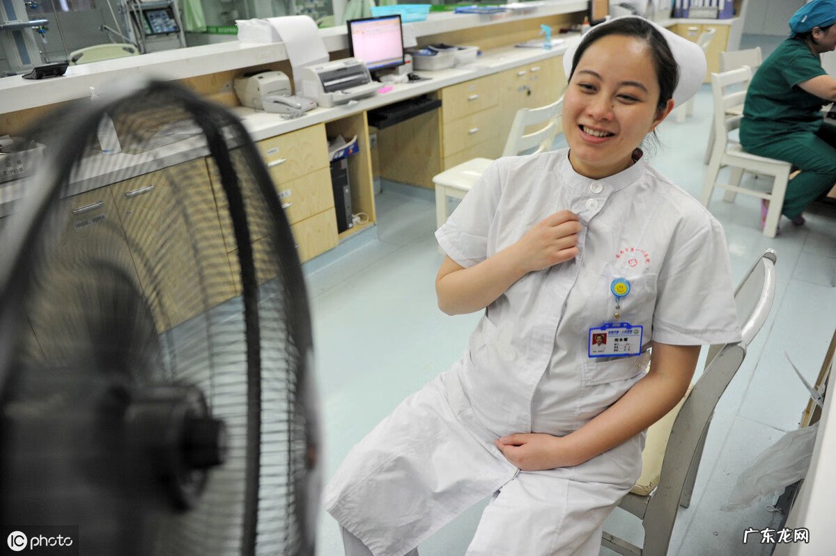 胸闷的症状及原因 胸闷的原因有哪些