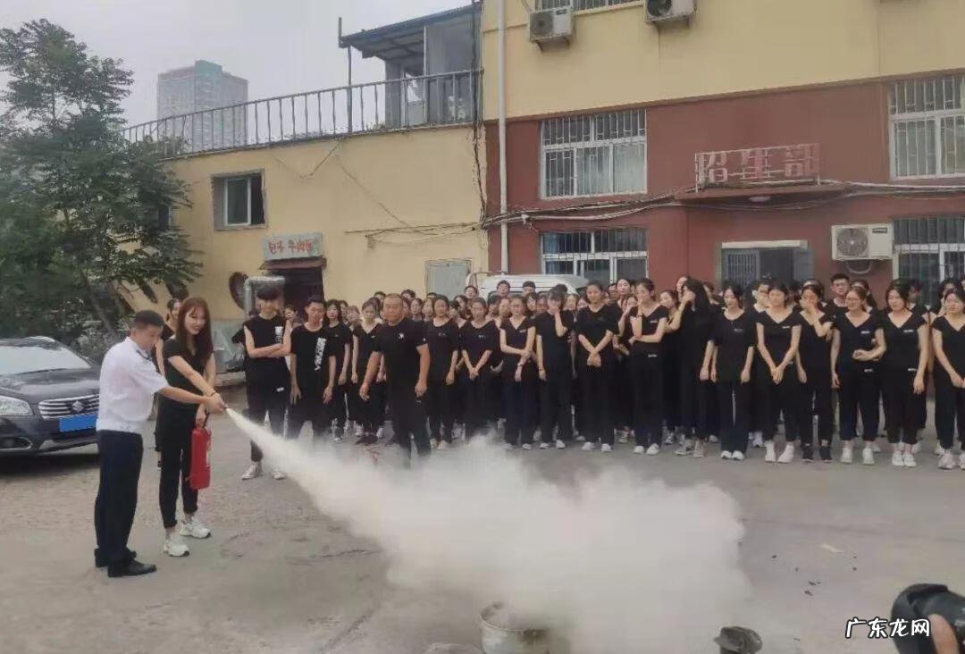 东方丽人美容院怎么样 东方丽人学校