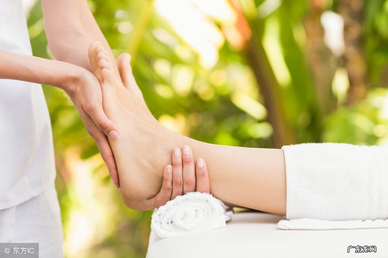 治痛风用什么方法 痛风要佩戴什么好处