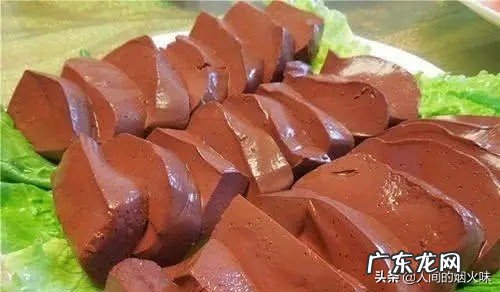 现在菜市场卖的猪血是什么做的?为何那么嫩?