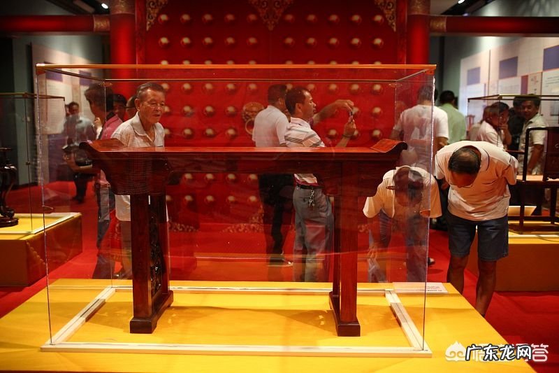 海南黄花梨是梨树吗?有什么用途?