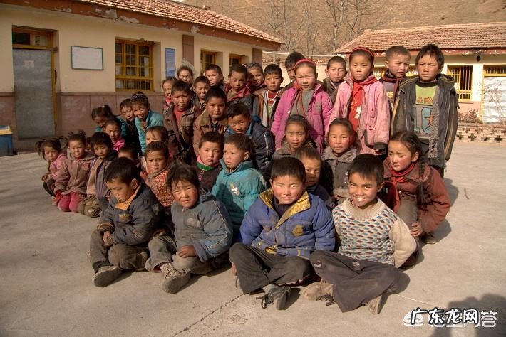 你还能记得妈妈曾经对你做过的哪三件事最让你感动?