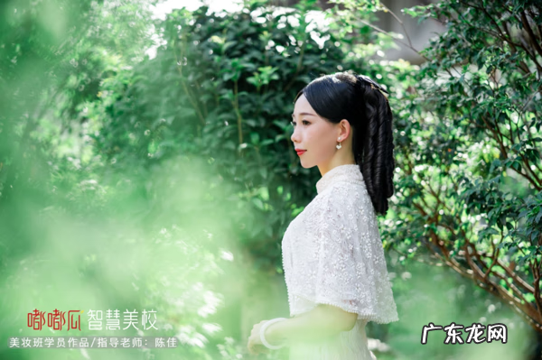 门口种什么花风水好 化妆好还是美容好